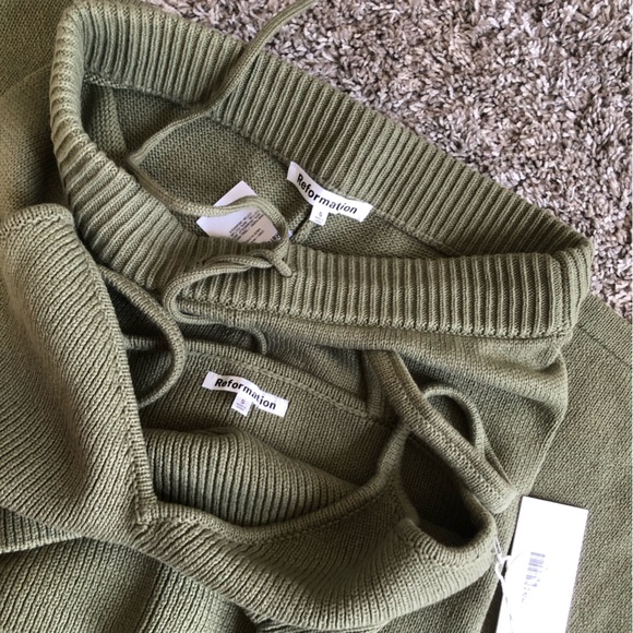 Reformation Lita Cropped Tank & Pant Nicola Pant Set - Artichoke - Picture 5 of 6